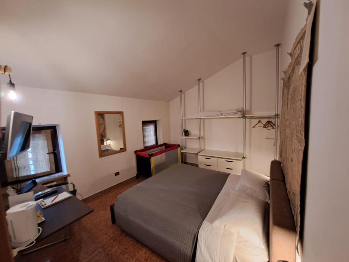 A Casa Di Tom Bed & Breakfast SantʼAmbrogio di Valpolicella Exterior foto