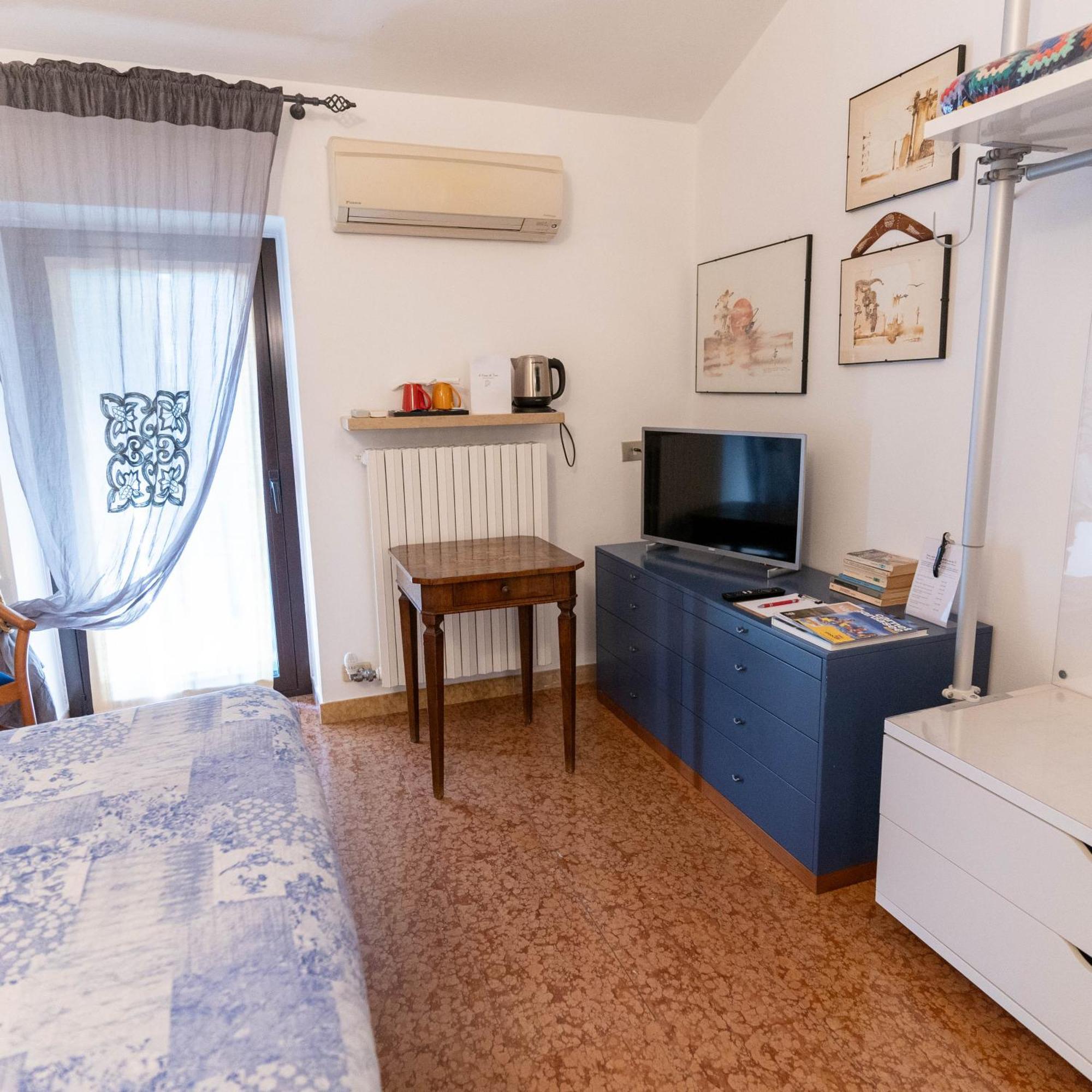 A Casa Di Tom Bed & Breakfast SantʼAmbrogio di Valpolicella Exterior foto