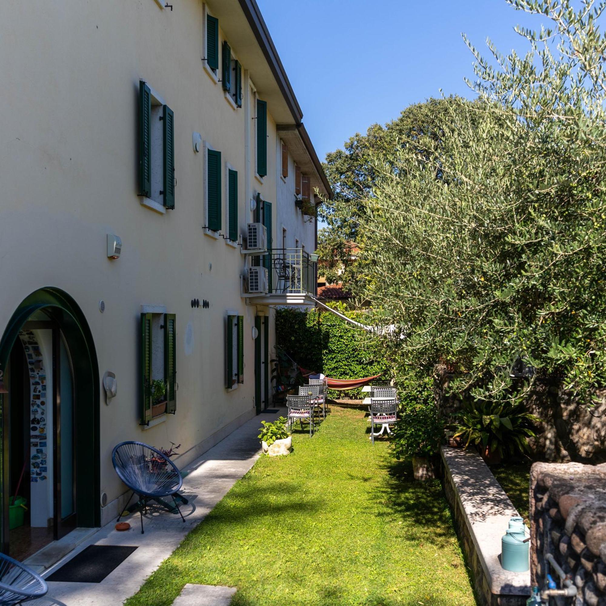 A Casa Di Tom Bed & Breakfast SantʼAmbrogio di Valpolicella Exterior foto